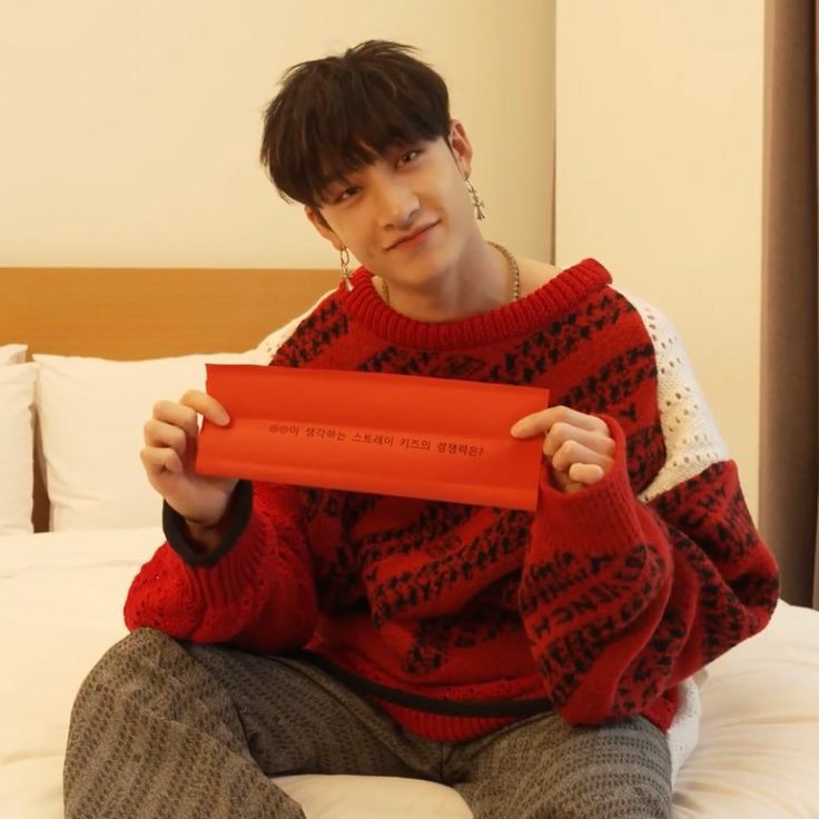 ▪︎☆  #BangChan in different colours than balck☆▪︎┊ ┊ ✫ ˚♡ ⋆｡ ❀┊ ☪︎⋆⊹ ~ a colorful thread ┊ . ˚┊•