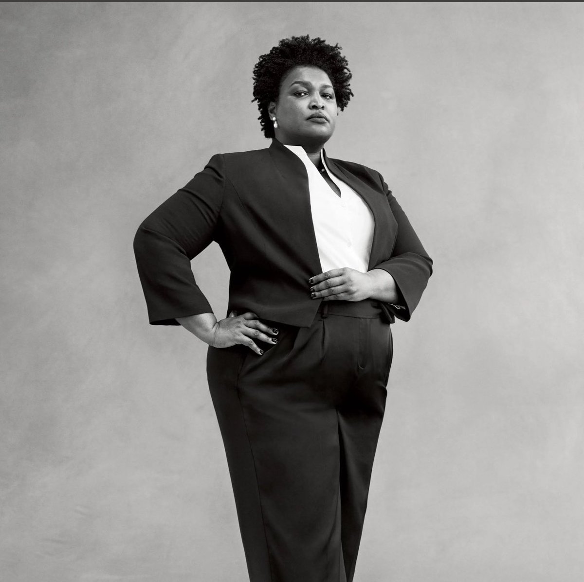 WendyOsefo's tweet photo. STACEY ABRAMS. That’s it. That’s the MF’in tweet.#GASenateRunoff #ByeMitch https://t.co/aRQrDfPdMQ