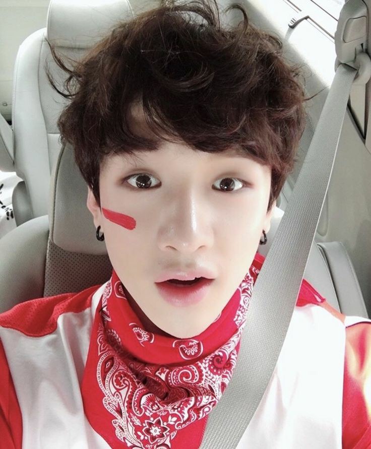 ▪︎☆  #BangChan in different colours than balck☆▪︎┊ ┊ ✫ ˚♡ ⋆｡ ❀┊ ☪︎⋆⊹ ~ a colorful thread ┊ . ˚┊•