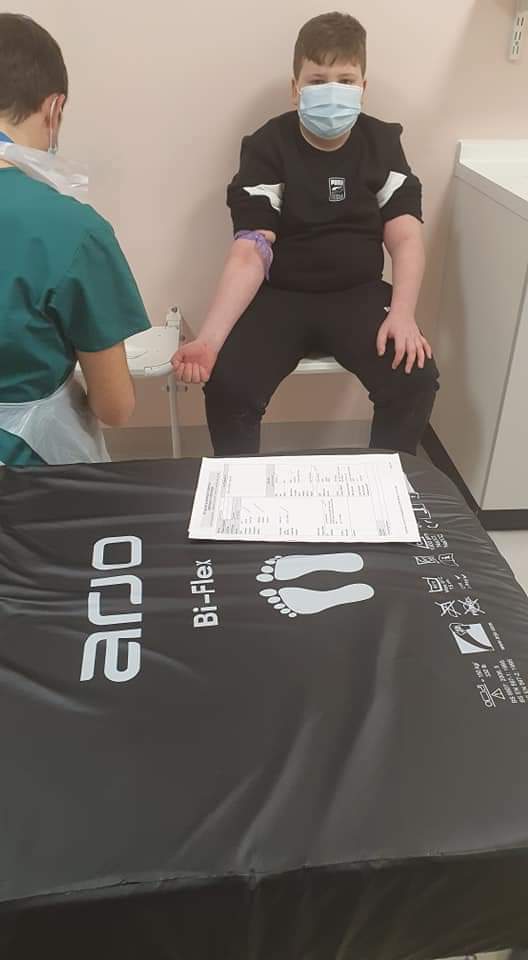 Col_cub's tweet image. Great start to the week with a wee trip to A&amp;amp;E,  my lad had a slip and banged his head. Had to be kept in over night as he was very confused and couldn't remember anything which was very scary. hospital staff where amazing thanks you @darrenbrowna6 thank you for ur understanding