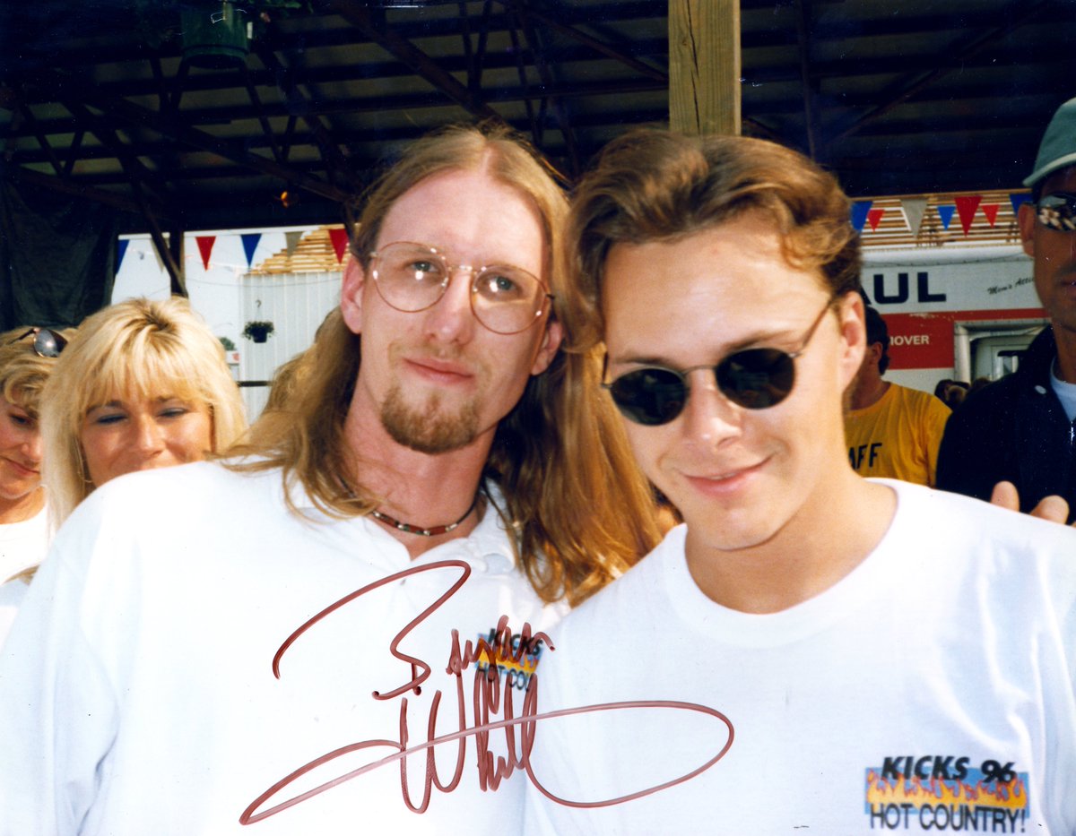 SteveBaker96's tweet photo. .@bryan_white performed live at the #WayneCountyFairgrounds in Richmond, IN on July 7, 1996. He had just released "I'm Not Supposed To Love You Anymore" &amp; "So Much For Pretending." Amazingly, considering he had racked up three #1 songs, the show was absolutely free to attend. https://t.co/a7PKVAIJGC
