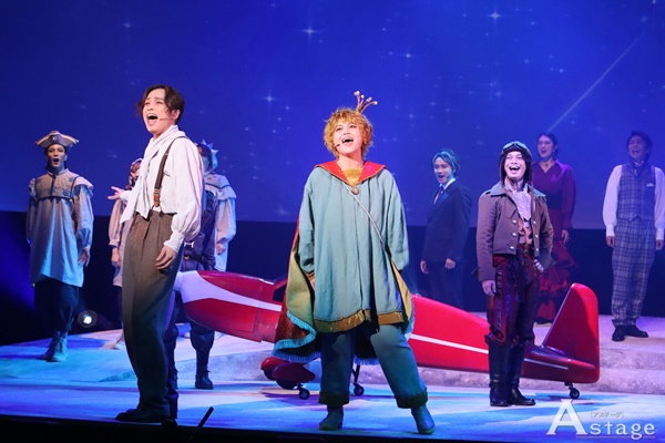 astage_ent's tweet photo. 【STAGE/MUSICAL】心は2時間の旅に出る “演劇の毛利さん"から音楽劇「星の飛行士」開幕‼　ゲネプロレポート
　#演劇の毛利さん"　　#音楽劇　#星の飛行士 　#鈴木勝吾　#伊藤理々杏 #乃木坂46 #沙央くらま #高月彩良 #池田純矢 #良知真次 #櫻井圭登
https://t.co/gsBpdQMhWo https://t.co/UE6NRrYsH2