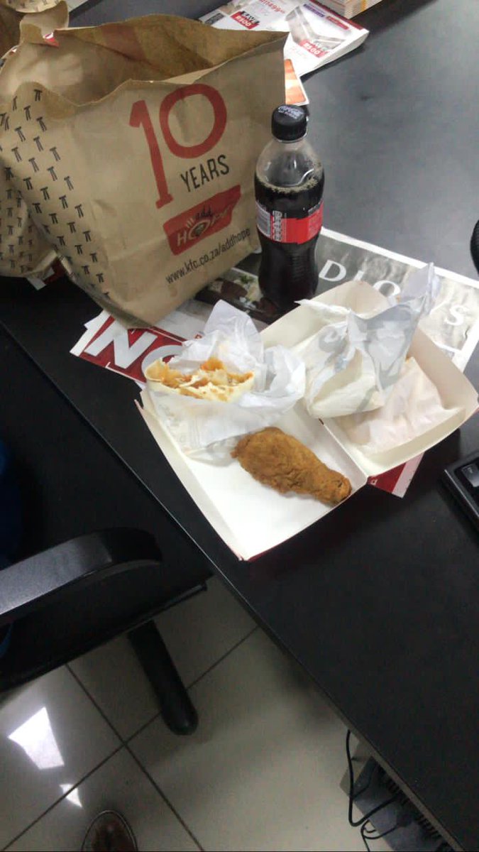 KingOfRetweets9's tweet photo. Thanks @coffeewithaunty and @Auntydiski 

Got my Birthday Lunch https://t.co/VhMD8l6ARW