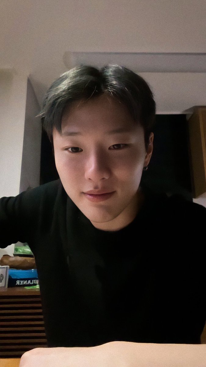 zunckook's tweet photo. 210106 조승연 Instagram live HD ver ㅡ a thread https://t.co/QIx7lHBlAg