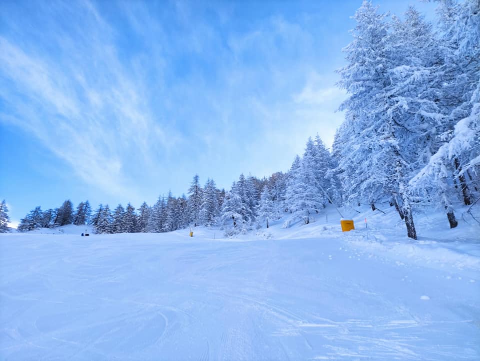 If the date doesn't slide again (and sadly that's a big if) ski areas in Italy will re-open in less than a fortnight, from the 18th. The snow waiting looks great <a href="/Bardonecchia1/">Bardonecchia</a> reports 50cm(20") in the last 72 hours and others are posting some of the world's deepest bases up high