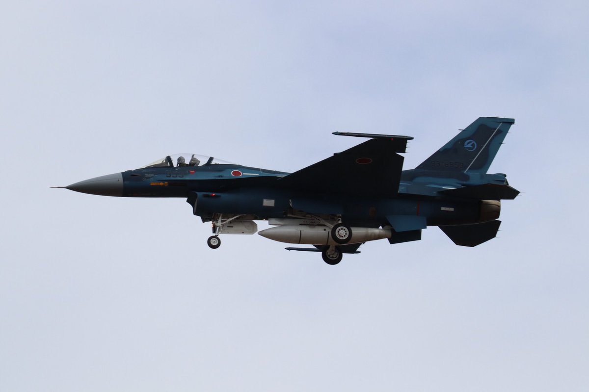 HR11051's tweet photo. 今日の小牧基地
#F4 #F2 #MU300 #小牧基地 https://t.co/Vbv3AFv0P4