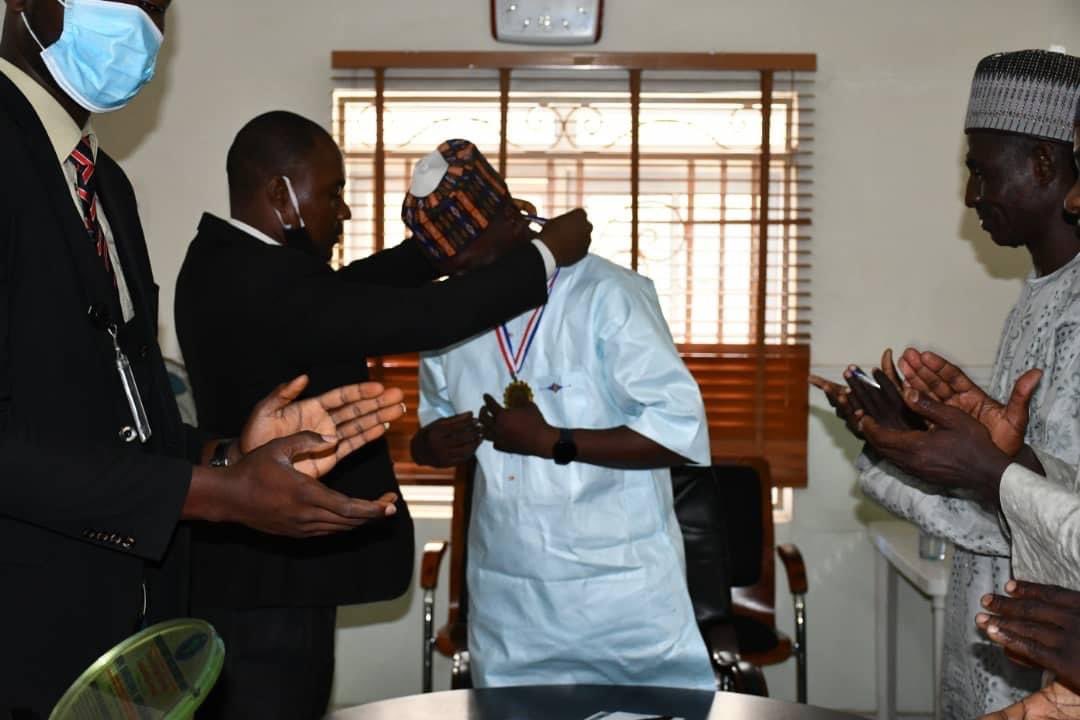 MCRPBORNO's tweet photo. Borno MCRP STATE PROJECT COORDINATOR Receives "Africa's Icon of Integrity And Leadership Award". The Coordinator of Borno State Multi-Sectorial Crises Recovery Project Alh Baba Zanna Abdul Karim has been awarded with "AFRICA'S  ICON OF INTEGRITY AND LEADERSHIP" https://t.co/75KRuOgcUe