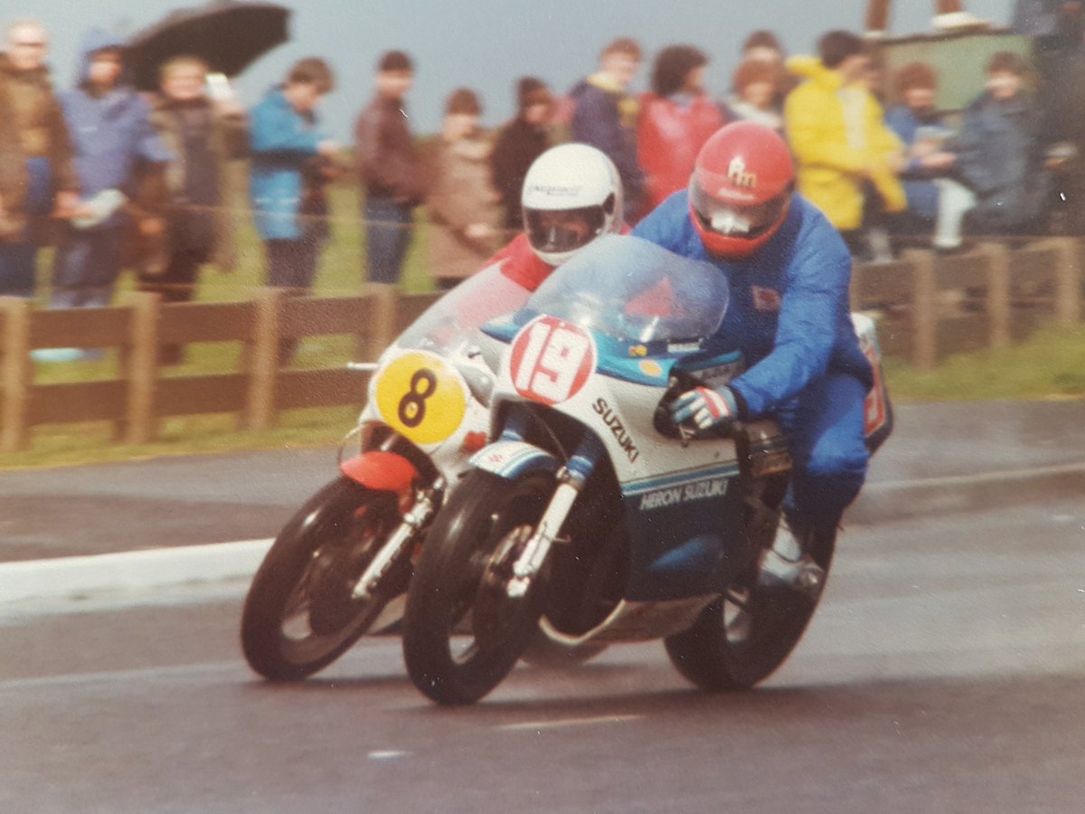 DavidFieldSculp's tweet image. Sunshine between rain. North West 200 Road Races in Northern Ireland. Mid 1980s. Rob Mac F1 Suzuki leads Courtney Junk TZ500cc Yamaha. My photo. #robmac #northwest200 #f1suzuki #tz500