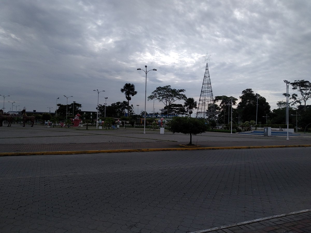 ManitioJessica's tweet photo. 👉 Feliz mitad de semana, #LagoAgrio se encuentra con un clima templado. #MediosDigitalesUTN #SoyUTN #ComunicaciónUTN @annielarrea https://t.co/ioBei512Dc