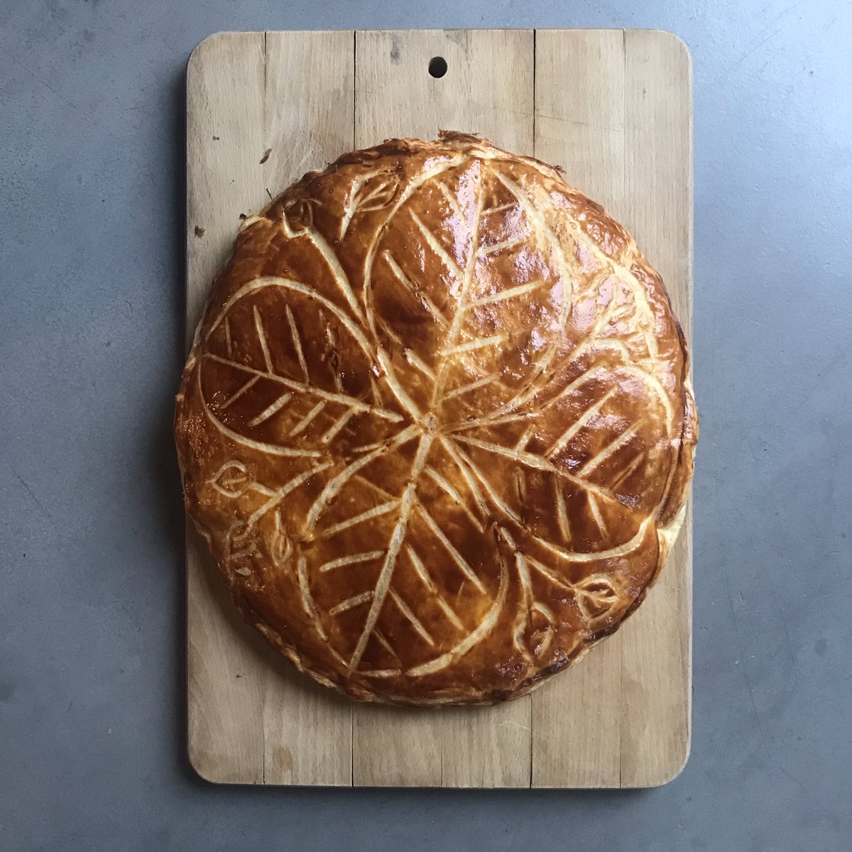 cibi1974's tweet image. #recettedessinee du jour 👉 la galette des 👑

#sketchnote #sketchipe