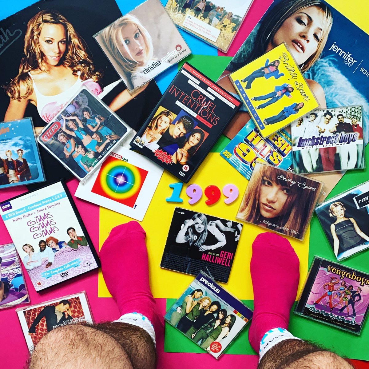 popmachinehq's tweet photo. What are you favourites from 1999?
#twitter #popmachine #pop #nighties https://t.co/yPScFLcPHy