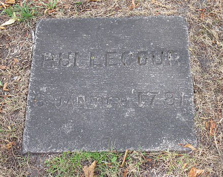 The French had 78 killed and 74 wounded. De Rullecourt being seriously wounded, died that night at the house of Dr Lerrier in Royal Square (now the pub called The Peirson); he was buried in the grounds of the Parish Church of St Helier.