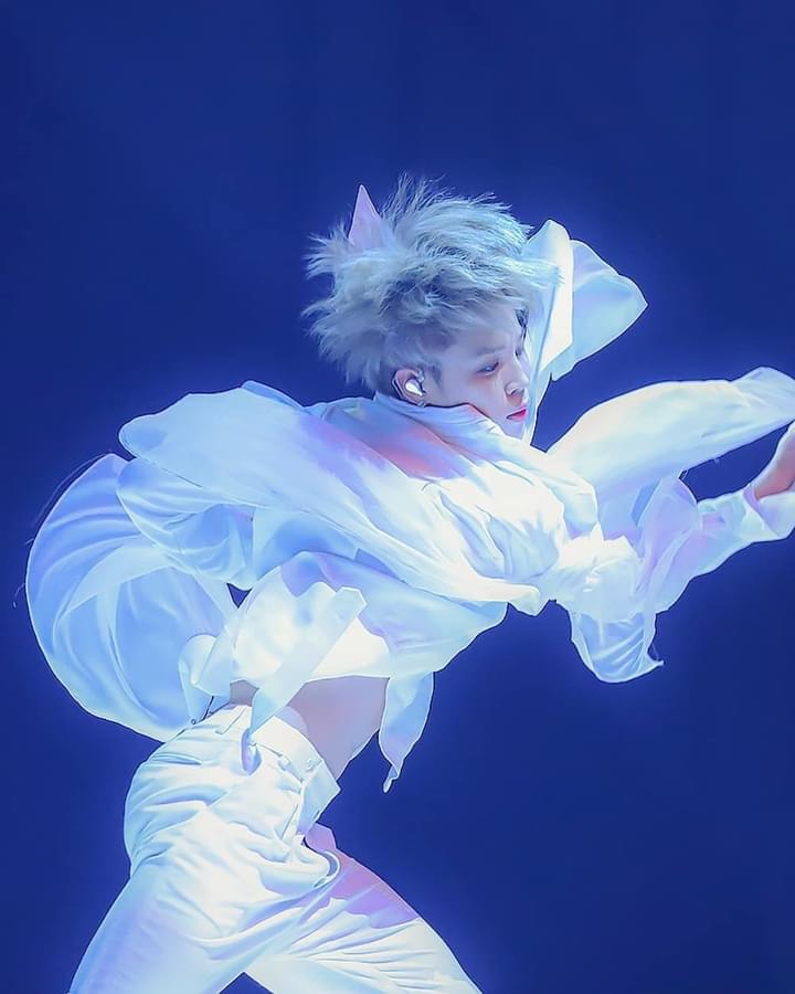 park jimin was literally born to be on a stage - a thread