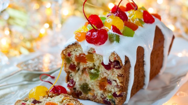 cybercook's tweet photo. Pela tradição, hoje é #DiaDeReis. Celebre a magia deste dia com o famoso #BoloDeReis! Confira a receita completa: https://t.co/fM6qt1KdRD ✨🌃🎁 https://t.co/n7vaQUoBJH