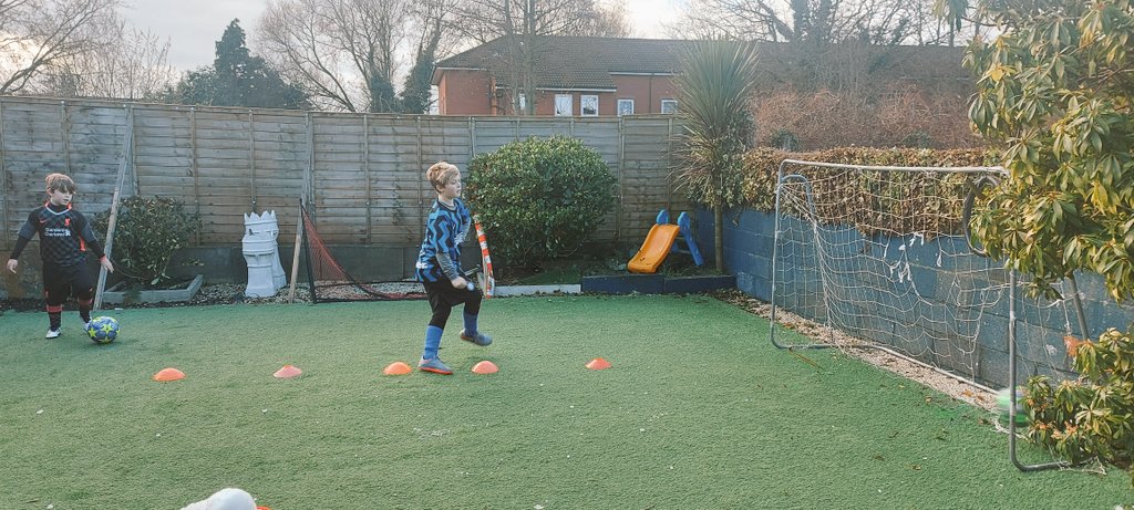 Michell73462814's tweet photo. Boys have done very well on first day of home learning @GwladysStPrim @GSPSNewZealand @GSPSChina from English to maths to pe in the Garden https://t.co/hxzuGq7dKu