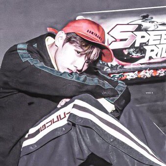 ShxtwithPT's tweet photo. ➳   ┊͙ ⁎ 𓈒   ⊹    $JK  พี่ปลาตีน  🤙🏽 ⁎𓈒  1997  *   . ลฟตท ୧  ˙  ✿ ⁎ https://t.co/a3g83RZC7F