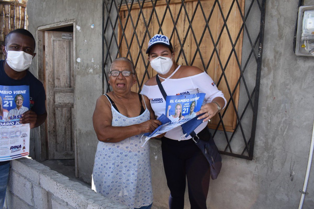 RinaCampainB's tweet photo. ¡Merecemos un #Ecuador diferente!
Un #EcuadorDeEmpleo, un #EcuadorDeSalud, un #EcuadorDeEducación para esta y las futuras generaciones. Este 7 de febrero vota con responsabilidad, #VotaTodo21💪.
Recorriendo las parroquias #Chincha, #Tahigue y #Chaflu 🤍💚

#LassoPresidente2021🇪🇨 https://t.co/JkXspO7p86