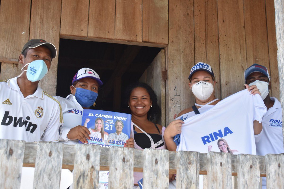 RinaCampainB's tweet photo. ¡Merecemos un #Ecuador diferente!
Un #EcuadorDeEmpleo, un #EcuadorDeSalud, un #EcuadorDeEducación para esta y las futuras generaciones. Este 7 de febrero vota con responsabilidad, #VotaTodo21💪.
Recorriendo las parroquias #Chincha, #Tahigue y #Chaflu 🤍💚

#LassoPresidente2021🇪🇨 https://t.co/JkXspO7p86