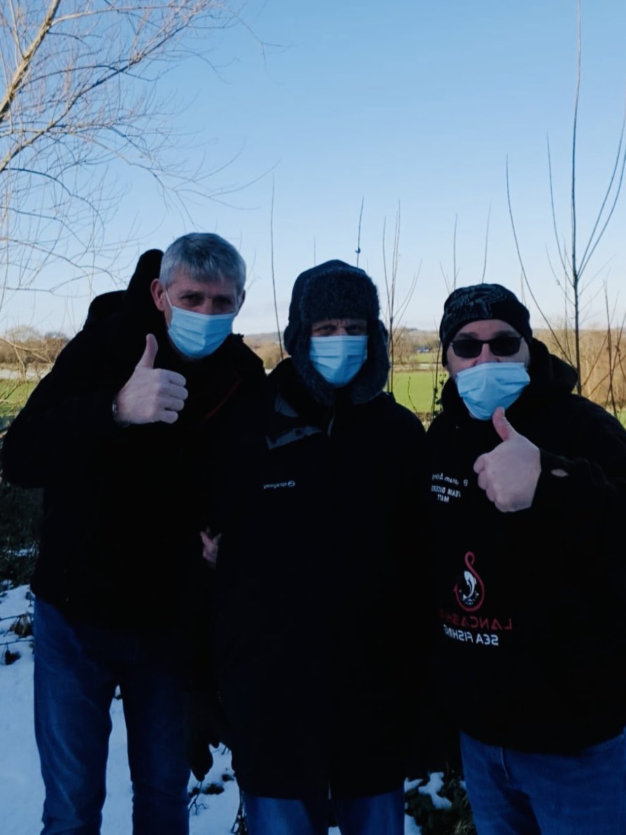 Duckers1964's tweet photo. Recovery update :
Feeling much better up and about on my feet going for short walks a little further each day getting stronger and putting weight back on thanks for all the cards and well wishes stay safe everyone and a happy New year to all #teamduckers https://t.co/OW0I8v6yOZ