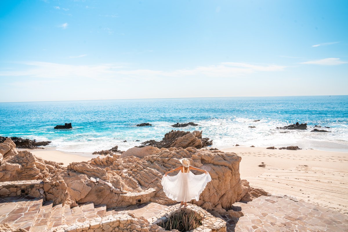 True freedom is waiting for you on the tip of the Baja Peninsula.

(Photo Credit: Instagram/jetsetchristina)