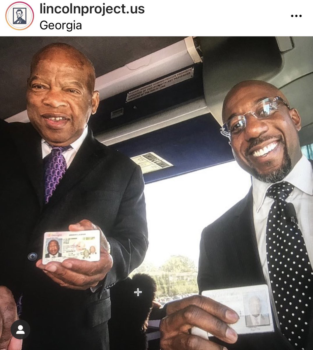 LindaSivertsen's tweet image. What a pic. What a start to the New Year! 💙🙏 #2021 #timeforhealing