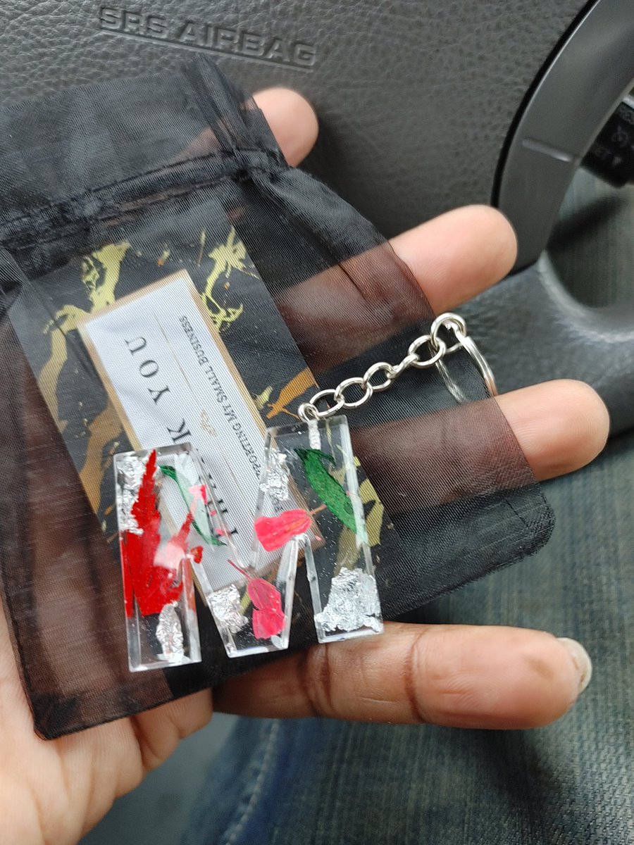 SMediaSamurai's tweet image. Got my official work from @CleverlyChloe. Gift was received and appreciated. #supportsmallbusiness #SupportBlackBusiness #digitaldaddy