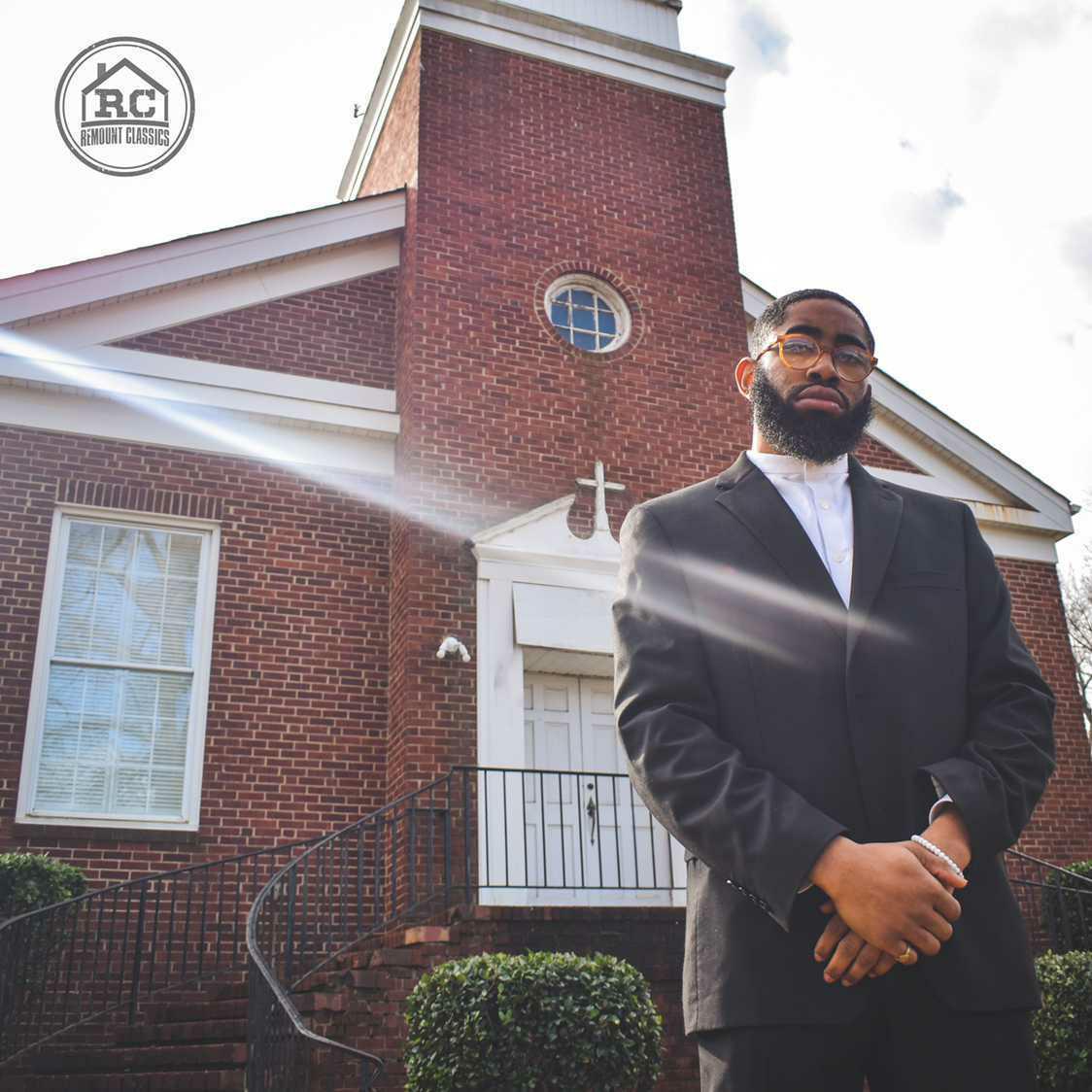 KNOXList's tweet image. We didn&apos;t plan for this....no script, no lines, no story. Going for it was our only risk - KNOXList 

📸 @visionsbyshawn 

#ChooseYOU 
#ConsistentExecution 
#MarathonMentality