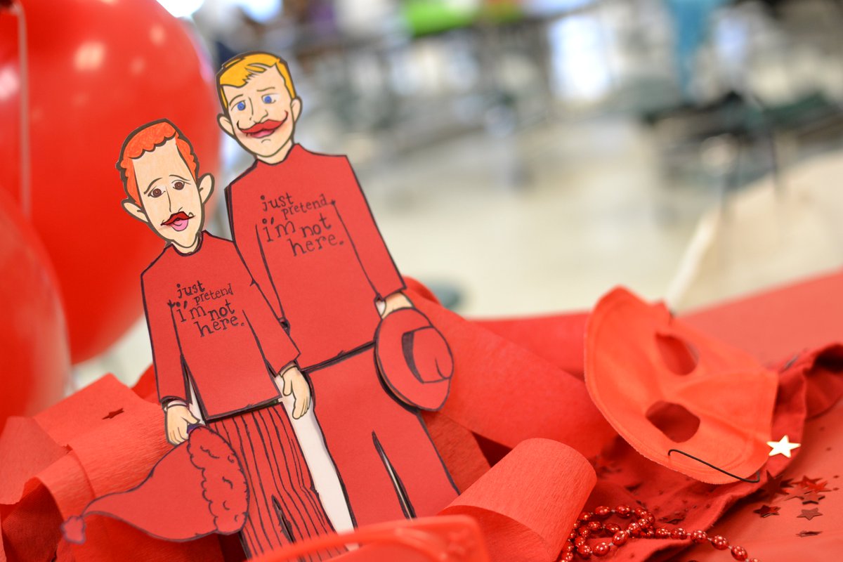 ⭐️🎈Happy Birthday Herff Jones! 🎈⭐️

Harry J. Herff and Randall H. Jones founded Herff Jones in Indianapolis on January 6, 1920.

Throwback to #NV2014 &amp; the decorate Harry and Randall staff selfie contest @ YearbookNV 
@HJYearbook <a href="/herffjones/">Herff Jones</a>