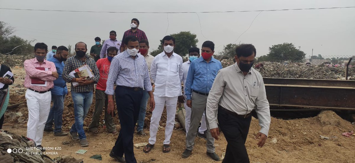 PanduThummala's tweet photo. పురపాలక శాఖ మంత్రి కేటీఆర్ గారి ఆదేశాల మేరకు  మున్సిపల్ పరిధిలోని డంప్ యార్డ్ ను CDMA సత్యనారాయణ గారు పరిశీలించి ఏప్రిల్ నెలాఖరు వరకు శుద్ధి చేస్తామన్నారు. నాలుగు నెలల్లో సమస్యలు పరిష్కరిస్తున్నందుకు  మంత్రివర్యులు కేటీఆర్ గారికి ప్రత్యేక ధన్యవాదములు🙏🙏@KTRTRS @cdmatelangana https://t.co/tiQgvk4K78
