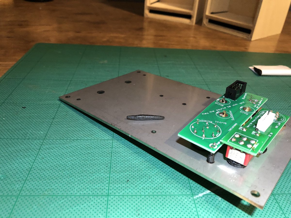 Chad Bluetoothスピーカーをdiyで組み立ててみる 中面に基盤 外面にヒートシンクが装着できました 自作スピーカーキット Audiosmile Bluetoothスピーカー