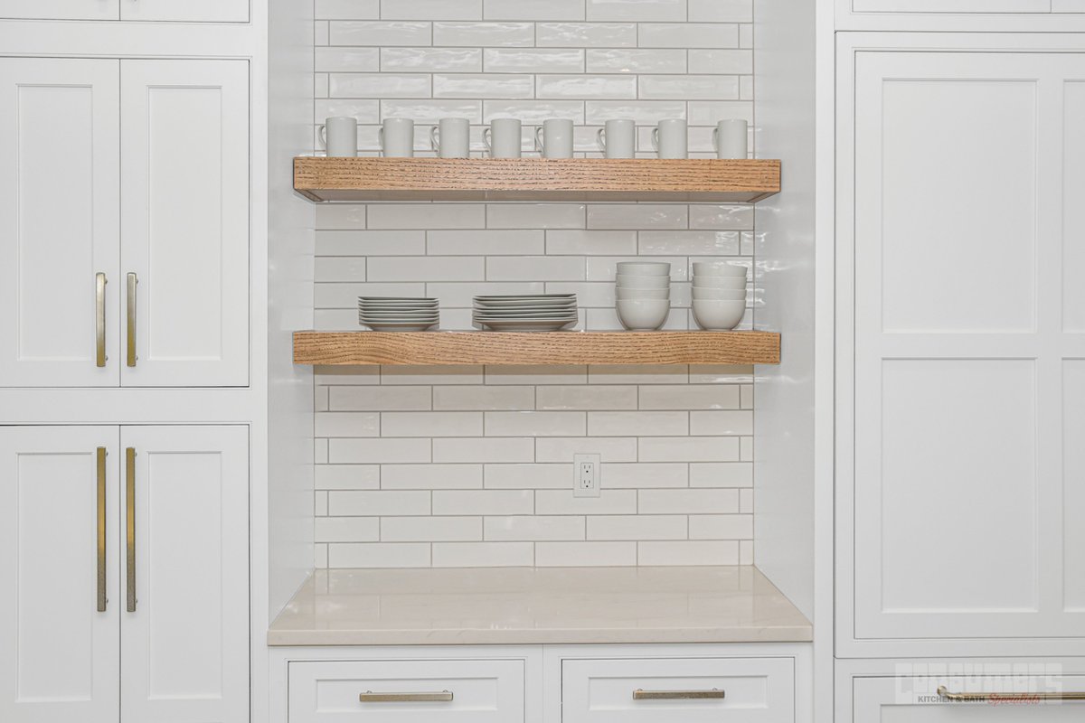 ConsumersKB's tweet photo. These Quarter-sawn Red Oak floating shelves from @CabinetStarMark are as beautiful as they are functional. They provide easy-to-access storage space while also giving the area a light &amp; airy feel -- perfect to make this small space appear more roomy.

#kitchen 
#kitchendesign https://t.co/NKBgJQjouw