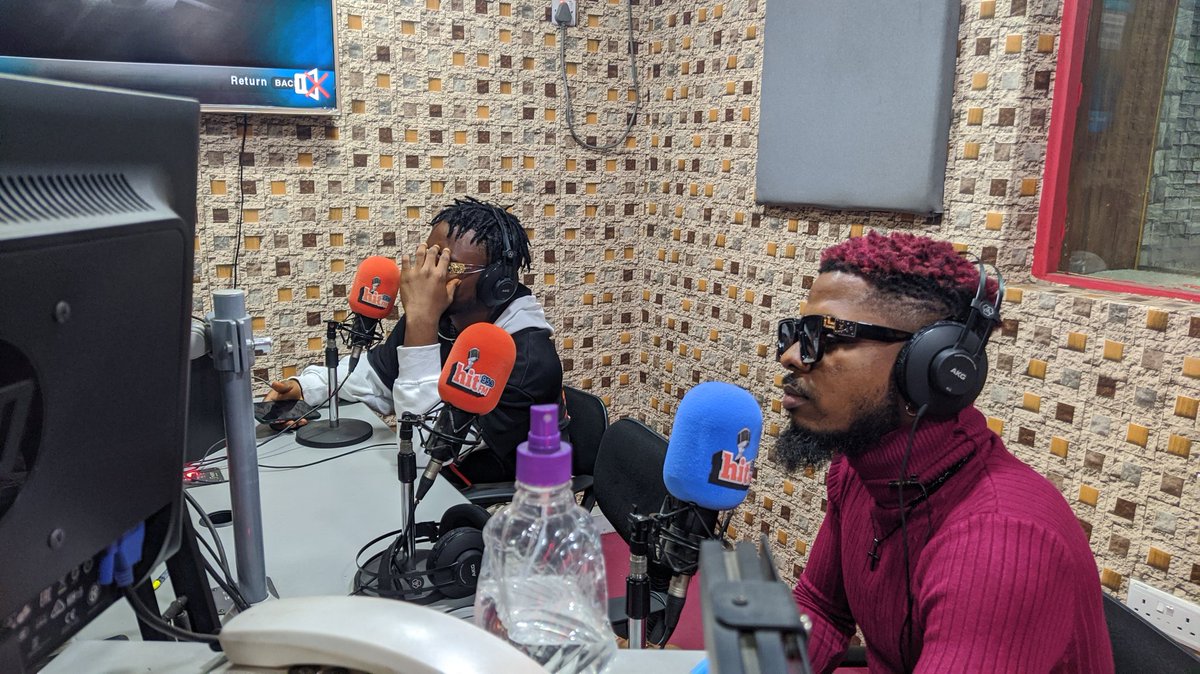 HitFMCalabar's tweet photo. Rapper @iamiceboxx & vocalist, singer and song writer @olomo_deeno were live on the #HitDriveTime with @DukeOfLife for the Listening Party of 'Woke' , A musical project by Iceboxx.
Full Interview in our next post.
cc @thejunkhouse_
🎥- @danielwhyte2 https://t.co/5IWzzBDrhE
