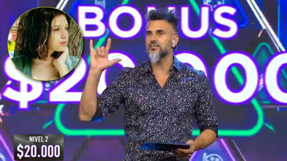 Exitoína tweet media