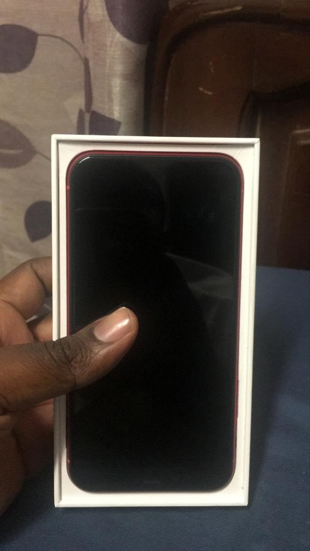 repYB's tweet image. Brand new iPhone 11, 64 GB, factory unlocked 4 sale. Comes with all accessories. 4,500 cedis ONLY. DM if interested

#sarkodie #HajiaBintu #shattatuesdaymarket