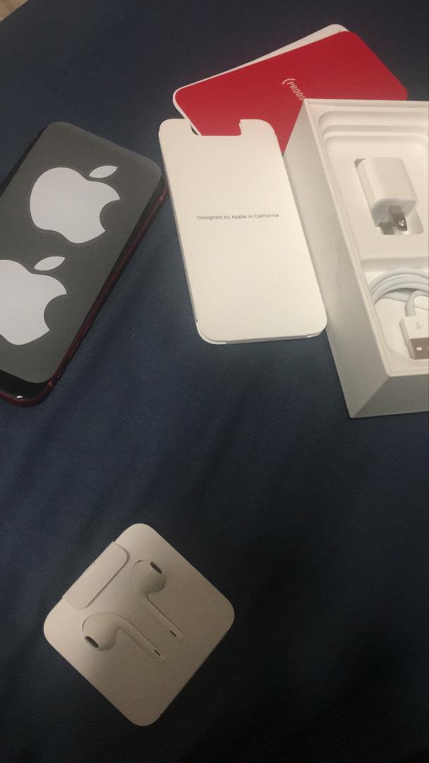 repYB's tweet image. Brand new iPhone 11, 64 GB, factory unlocked 4 sale. Comes with all accessories. 4,500 cedis ONLY. DM if interested

#sarkodie #HajiaBintu #shattatuesdaymarket