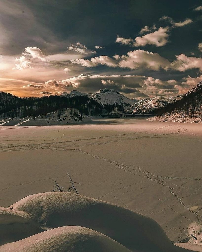ig_piemonte's tweet photo. presenta
📍#Codelago
AUTORE @hikingwithglo
LOCAL MANAGER @ossola_in_cammino
TAG #igverbania #verbania
MAIL piemonte@igworldclub.it
SOCIAL
• https://t.co/e3pQ6zcRUA
• Twitter @ig_piemonte
HUB @igworldclub
COUNTRY @ig_italia
TEAM @ig_piemonte
… https://t.co/UEFqXeMlUB https://t.co/kKyozDTu9b