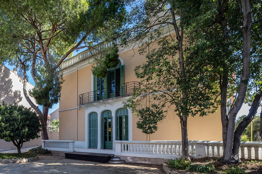 📢 Les inscripcions per a les noves activitats de l'<a href="/AteneuRubi/">L'Ateneu de Rubí</a> ja són obertes! Mira't els cursos, les propostes divulgatives i els tallers familiars i apunta-t'hi abans no s'exhaureixin les places cursos.ajuntamentrubi.cat #rubicity