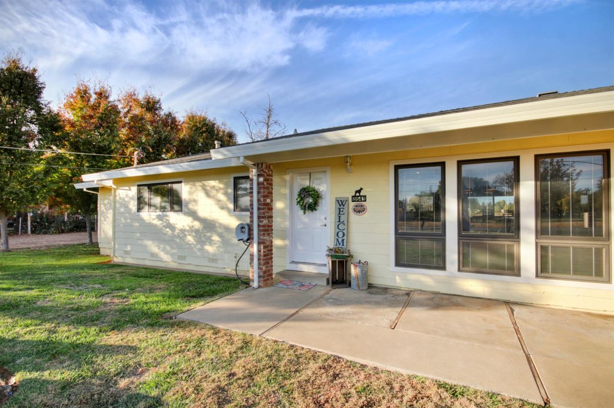 StanleyREIhomes's tweet photo. Featured Listing 🏠 8641 Mackey Road, Elk Grove. 3 bed, 3 bath, 2,473 sq ft https://t.co/IbgYUdxnyz

Listed by: Rick Crump 916.205.6333
#StanleyREIHomes #FeaturedListing #SacramentoRealEstate https://t.co/Cirrtqy0CD