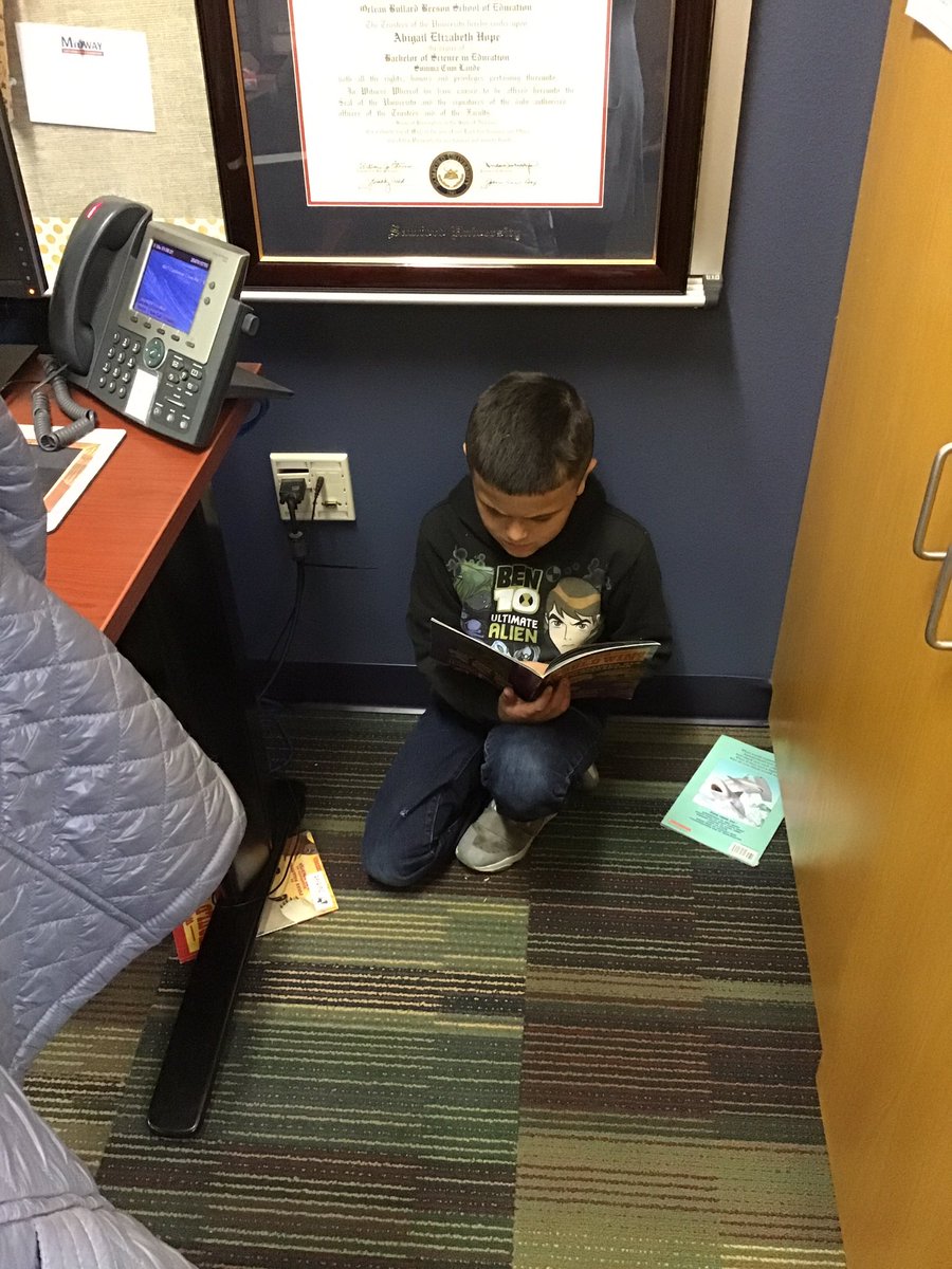 DietertCCE's tweet photo. AND they get to move around the room now for read to self. I love watch them choose a place that they can get lost in a book! ❤️📚🥰 https://t.co/mwXjTXF6X7