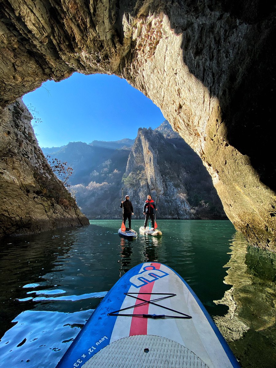 paddleklub's tweet photo. Hellooooo 2021 😍🏄‍♀️🏄‍♂️🇲🇰🤙🏼
#paddleklub 
#sup
#paddleboarding https://t.co/ZfQf6bSEiS