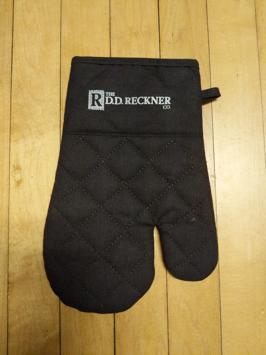 We represent the finest food related manufacturers in the business. We are a family owned food sales agency that introduces new products to restaurants and help source ingredients operators need. Your distributors know us and they sell our foods.🍕🥩🥨🥫🥪🥟🥦🌭🥡🌯