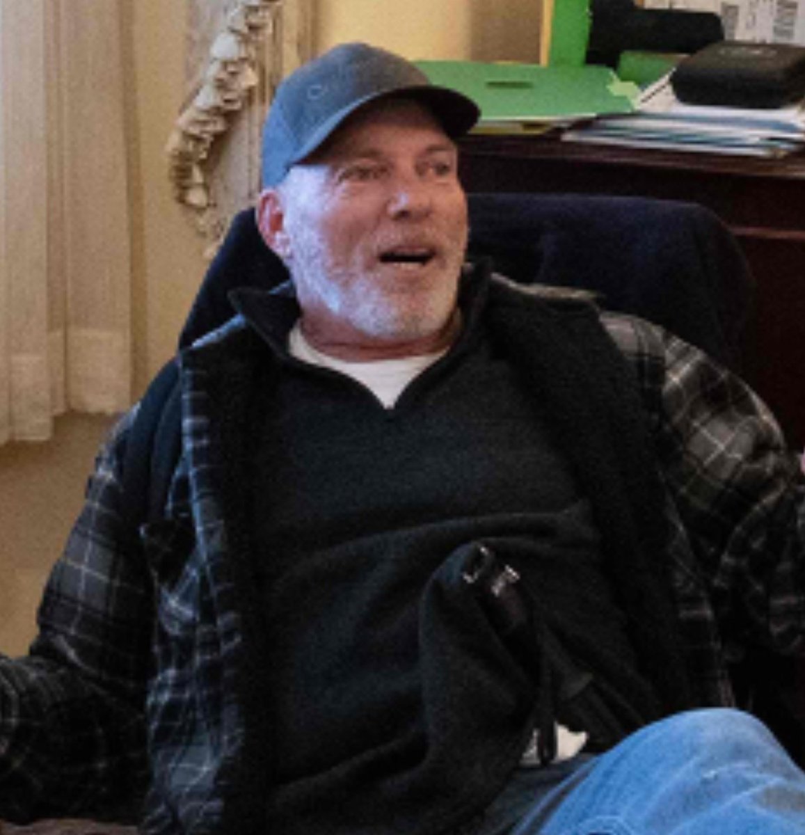 RiotWomenn tweet media