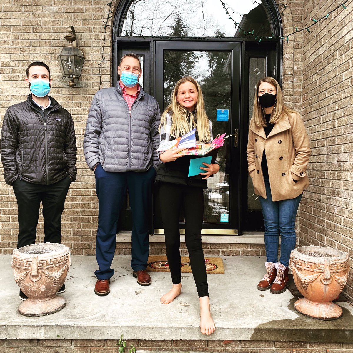 Van Hoosen Middle School tweet media