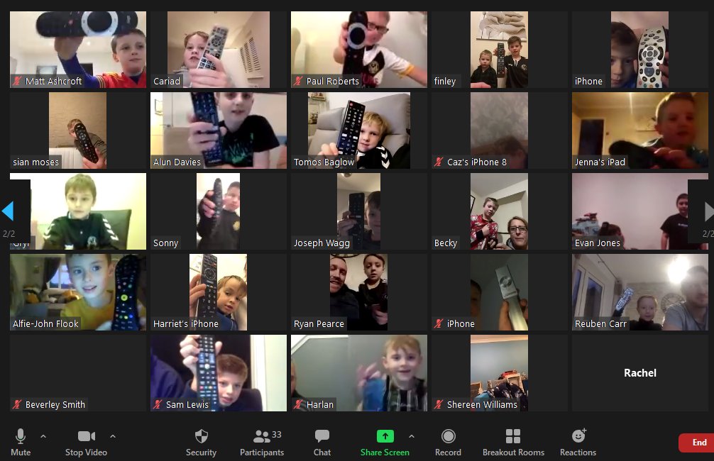 youth_county's tweet photo. Academy Catch up🎥

Nice to see so many of our Academy players on tonight's work shops. Over 200 across 4 calls! 
Thankyou to @LangleyCallum @jakehopkinson95 for leading on:

-Making the most of lockdown📝
-Support channels🤝
-Goal setting🎯
-Self awareness🧠

#OneClubOneCounty https://t.co/WcMQy3oKhc