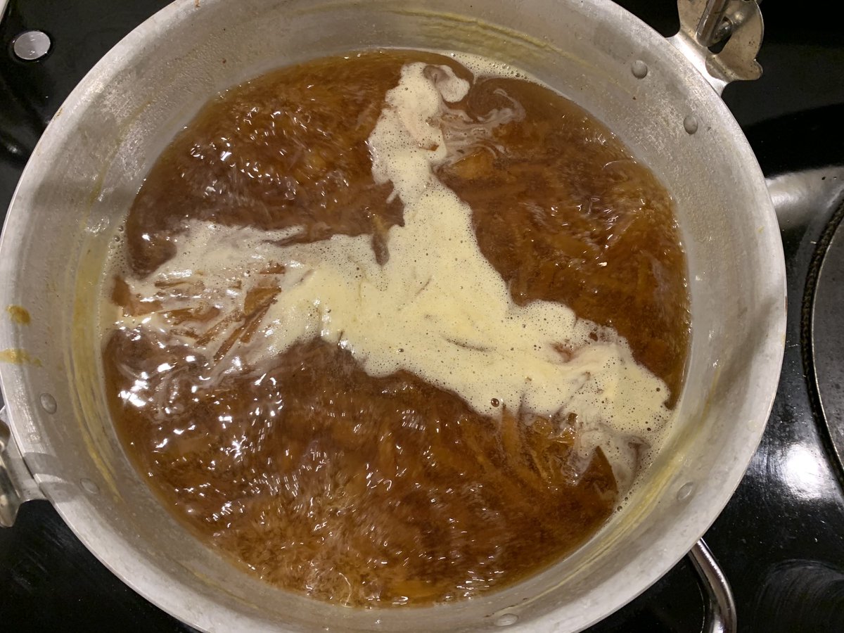 JaneGreendot's tweet photo. It’s that time of year... for 1 month only!! Seville oranges are in the shops 😋 that means Homemade Marmalade! Delia’s Dark Chunky is my all time favourite 🤩 https://t.co/vpWAmKWTJZ
