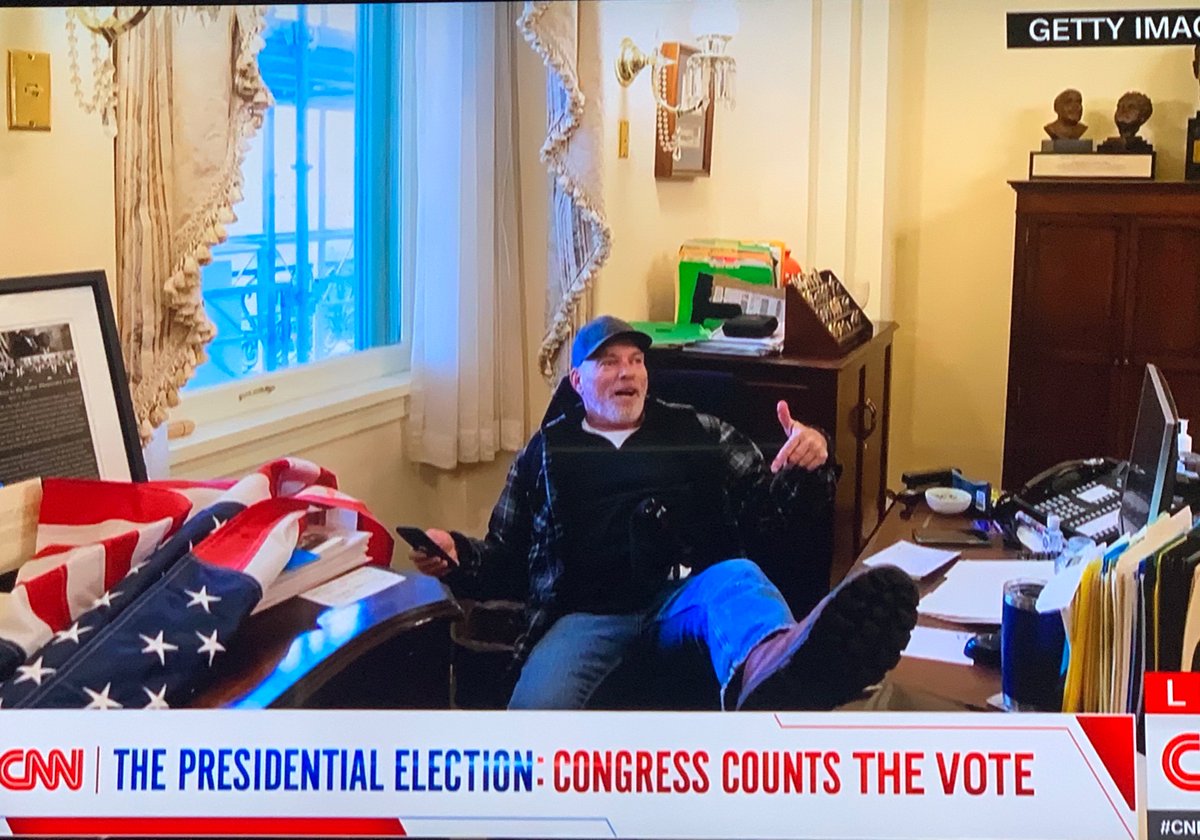 billnama's tweet photo. Nancy Pelosi office taken over by MOB.  @realDonaldTrump https://t.co/g06r8xImNk