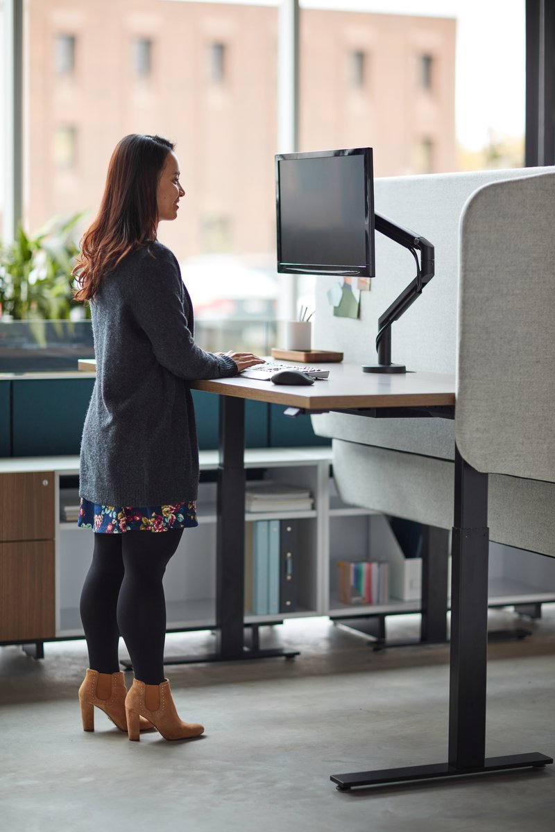 How can we design to promote movement and wellness in a post-COVID workplace?

Learn what considerations to account for in designing an effective workplace strategy in our blog: bit.ly/3hLluhG