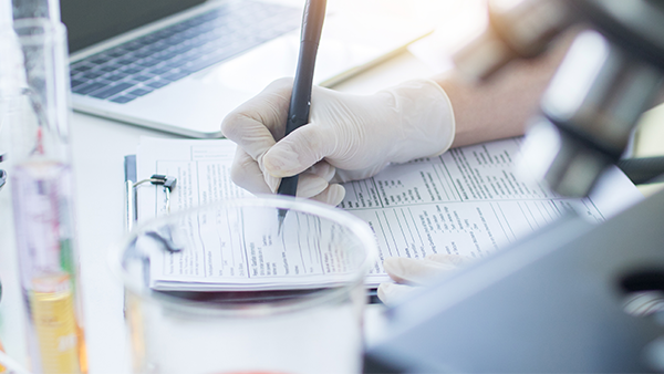 AgenceRecherche's tweet photo. Lancement de l’appel à projets #MRSEI 2021. Objectif : aider les chercheurs à développer un réseau scientifique en vue de proposer un projet de #recherche à un appel européen ou international. 
⏳ Date limite de dépôt (session 1) : le 2 mars 2021
📄 https://t.co/2sQVPrhBQw https://t.co/GLjuhhny0Z