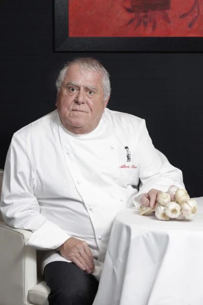 TonyMc1995's tweet photo. #RIPAlbertRoux first to ever bring 3 Michelin stars to Britain,culinary legend https://t.co/lDs5EbrcjP