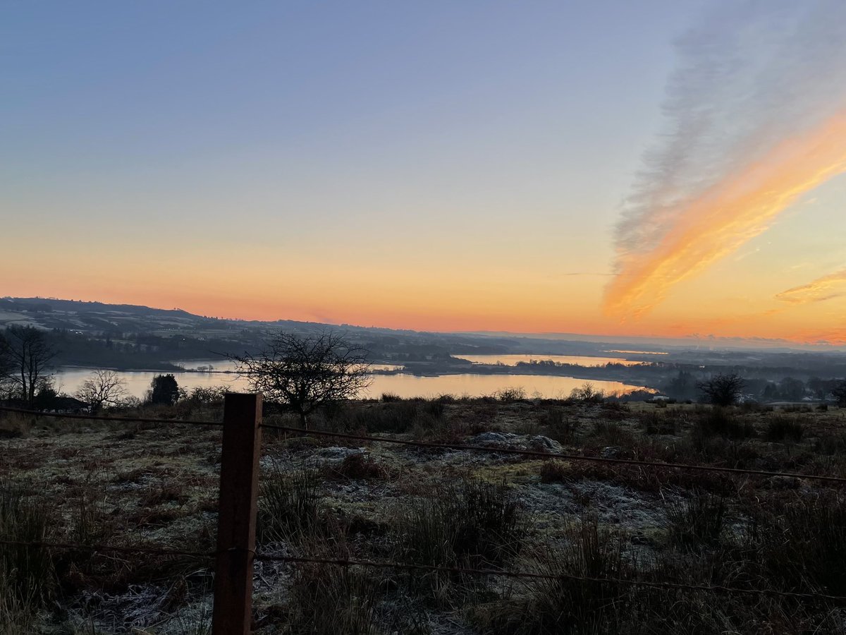 smc4q's tweet photo. Lochwinnoch 🌅 https://t.co/WPLtTgCx4m